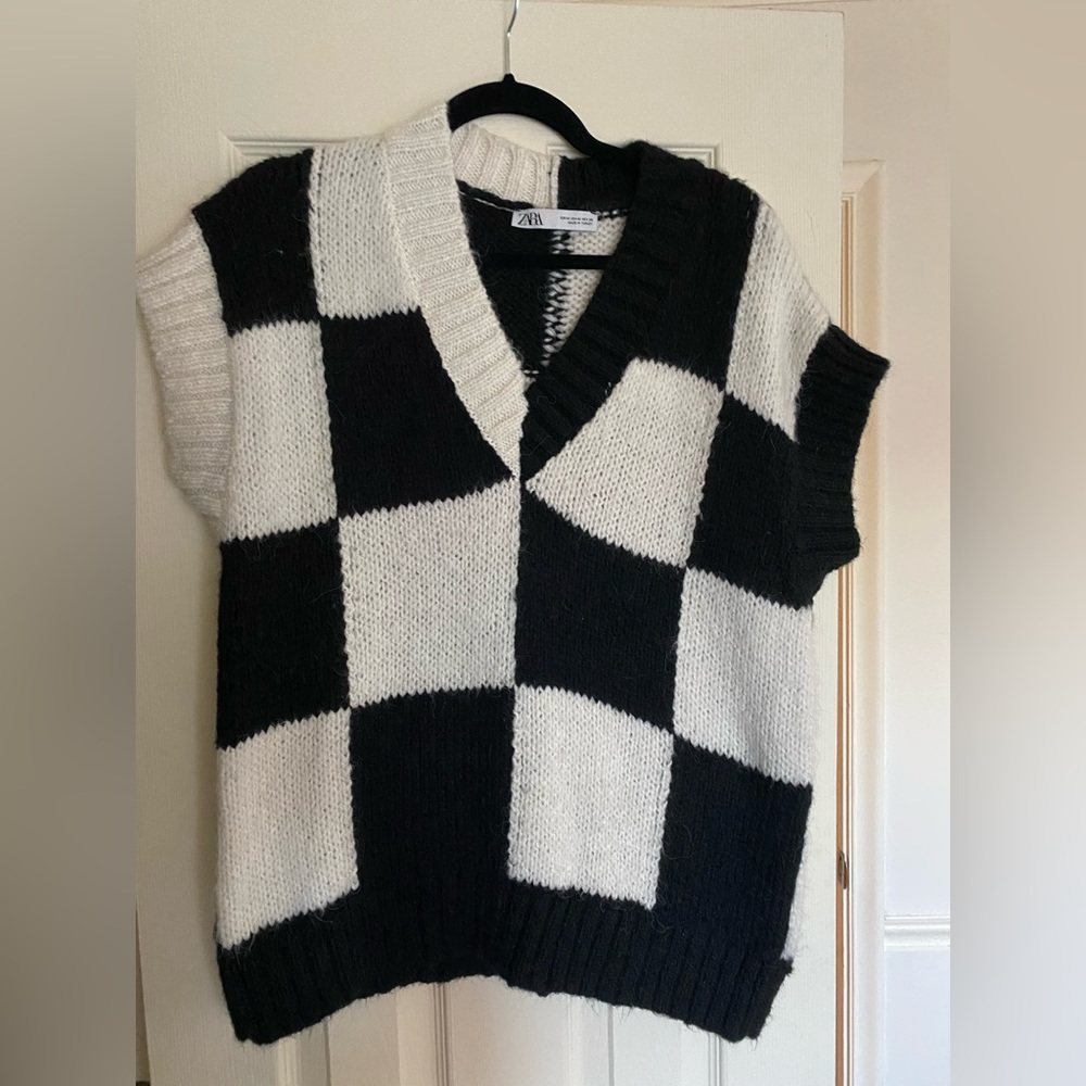 Sweater Vest